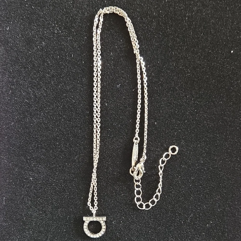 Ferragamo Necklace - Picture 5 of 7